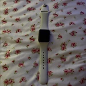 Apple Watch Series 3 GPS + Cellular